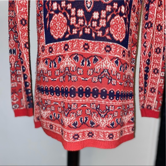 Red Sweater - Picture 5 of 6